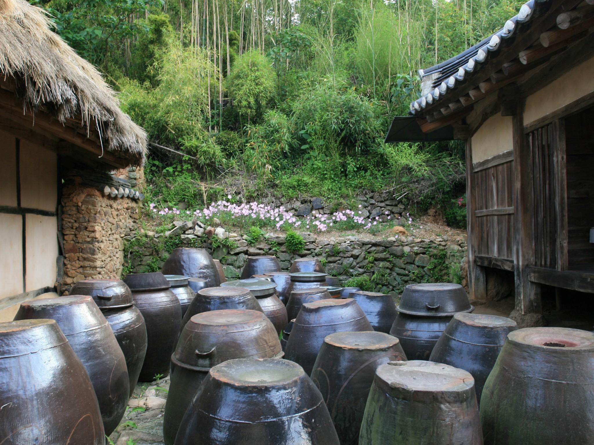 이용욱 고택 (Leeyongwook Gotaek Hanok)