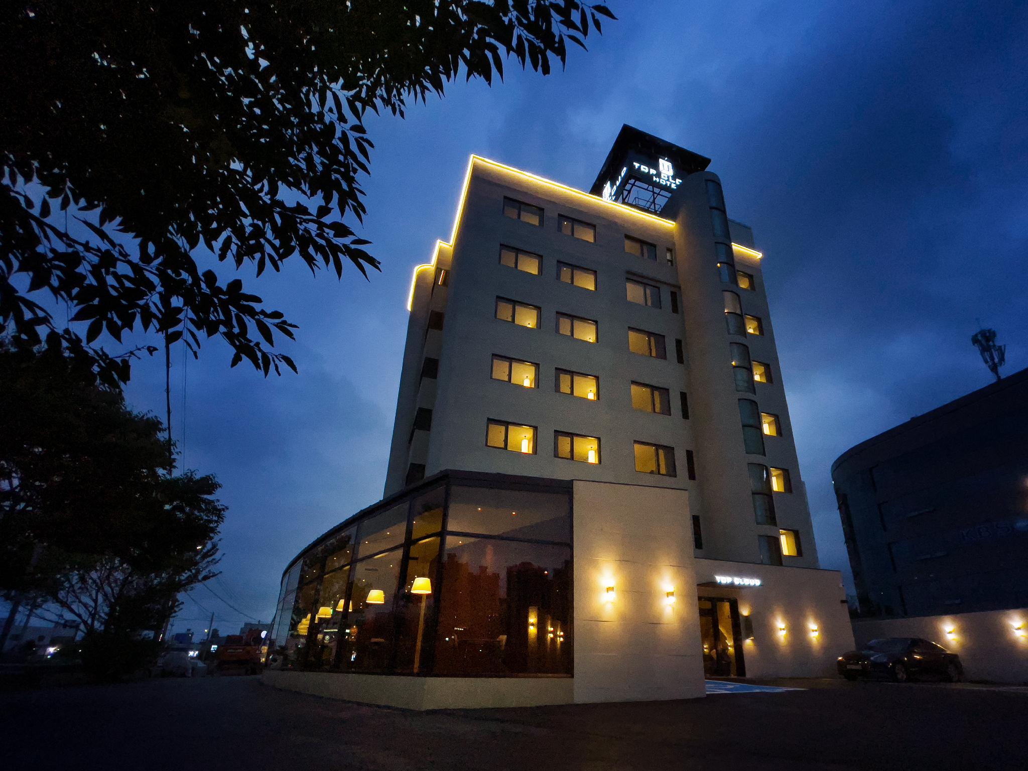 탑클라우드호텔 군산점 (TopCloudHotel Gunsan)