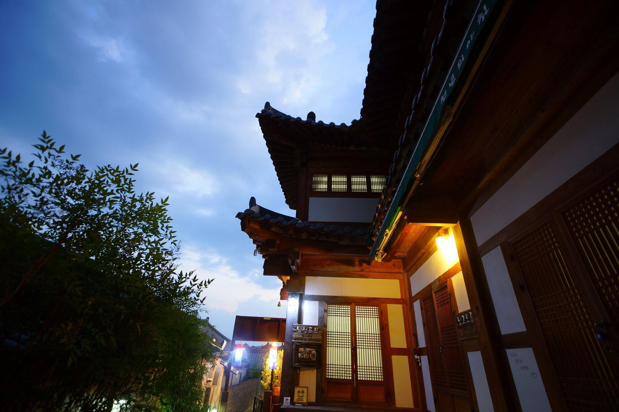 전주 천년의아침 한옥 펜션 (Jeonju Cheonnyeoneui Achim Hanok Pension)