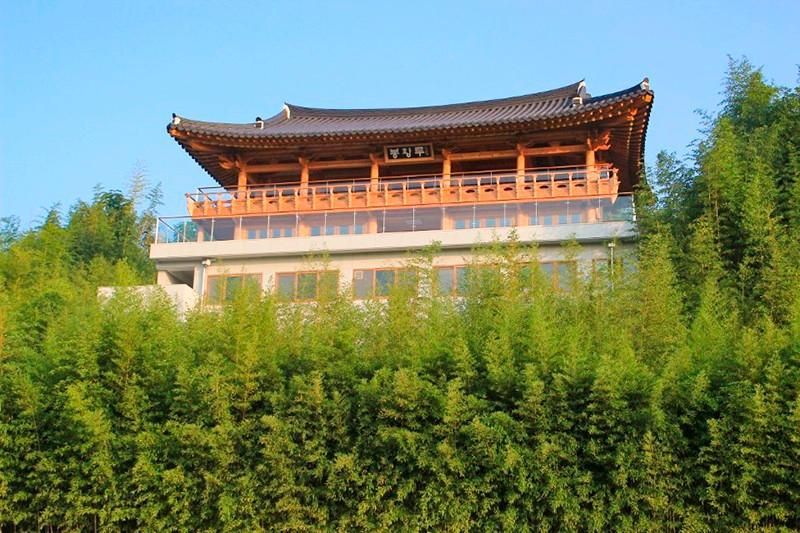 담양 대숲여행펜션 (Damyang Daesupyeohaeng Pension)