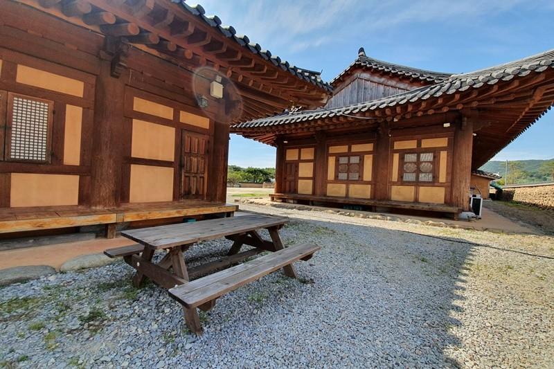 정읍 내장산한옥펜션 (Jeongeup Naejangsan Hanok Pension)