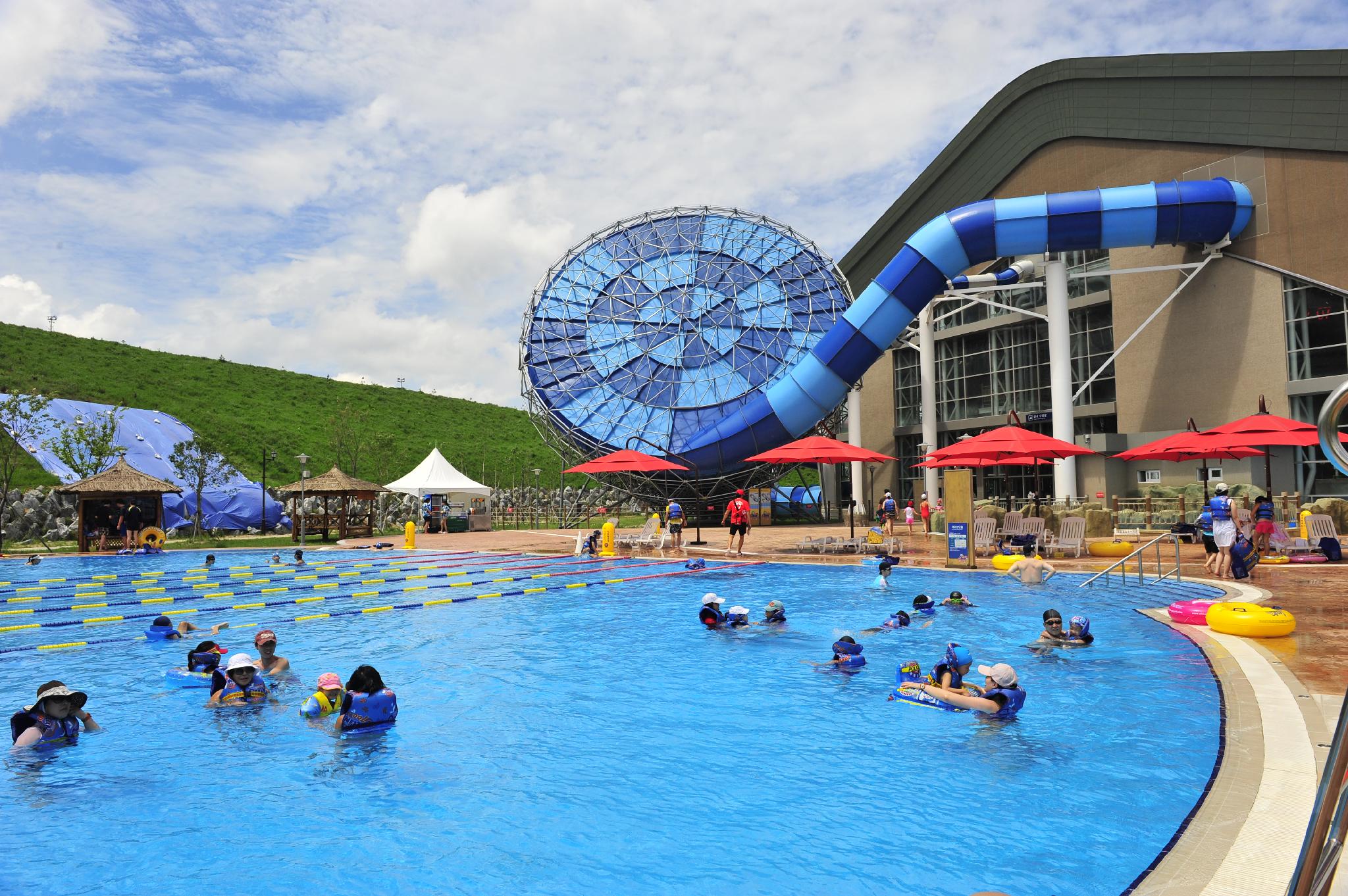 홀리데이인&스위트 알펜시아 평창 (Holiday Inn & Suites Alpensia Pyeongchang Suites)