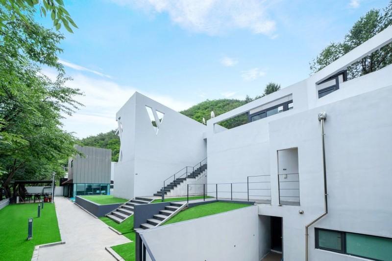 양평 우노하우스풀빌라 (Yangpyeong Uno House Pool Villa)