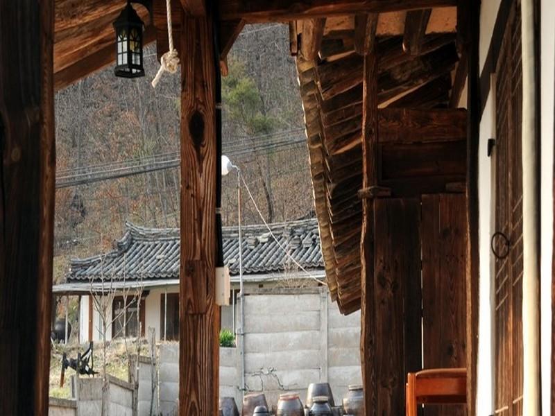 목재 고택 (Andong Mokjae Traditional House)