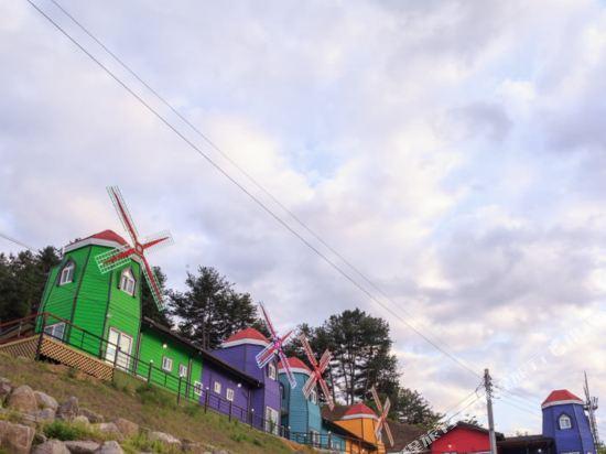 Gapyeong Windmill Pension