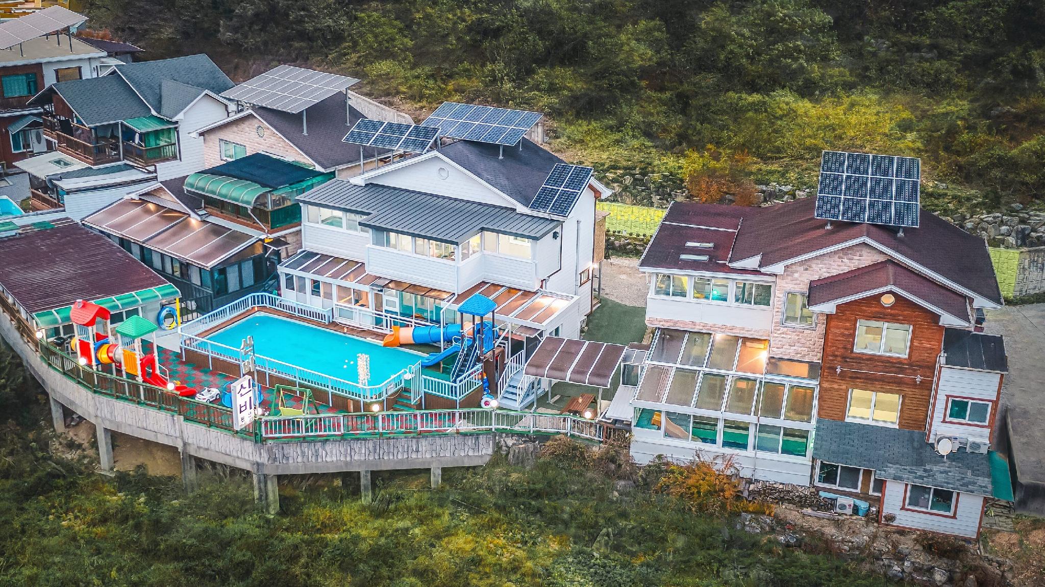 가평 신비 키즈 풀빌라 (Gapyeong shinbi kids poolvilla)