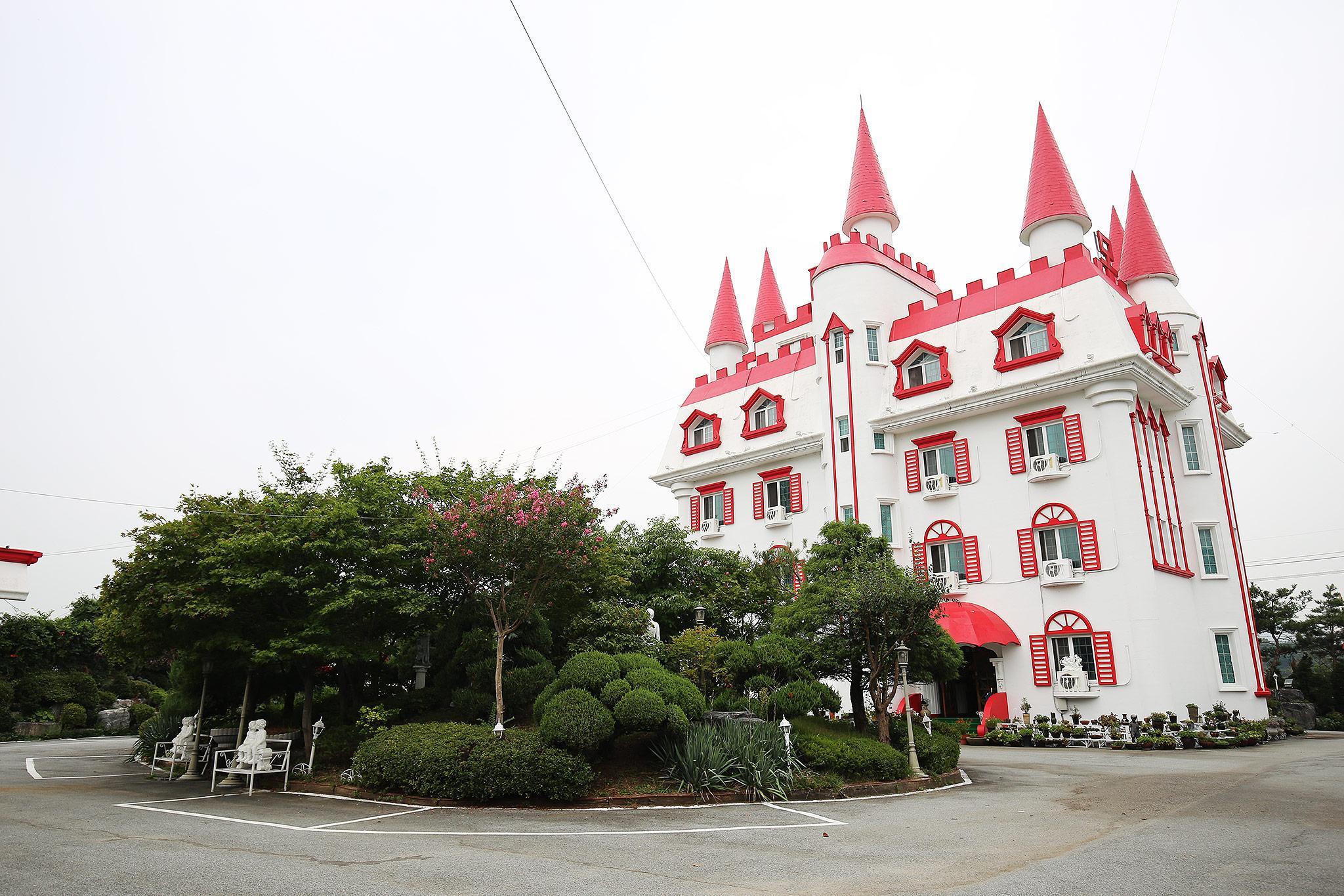 청주 클레오파트라 무인텔 (Cheongju Cleopatra Self check-in Motel)