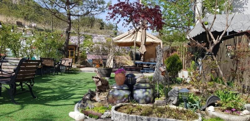 공주 오월의발코니펜션 (Gongju Balcony in May Pension)