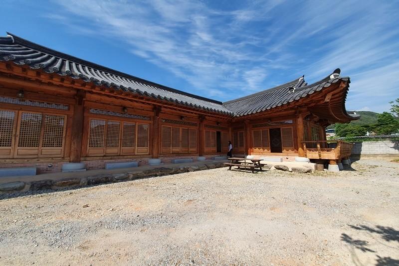 정읍 내장산한옥펜션 (Jeongeup Naejangsan Hanok Pension)