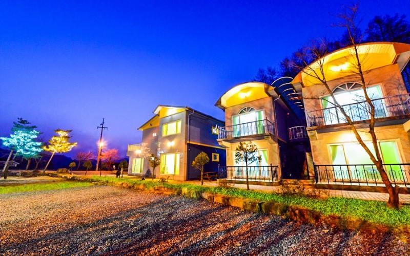 제천 능강송펜션 (Jecheon Neunggangsong Pension)