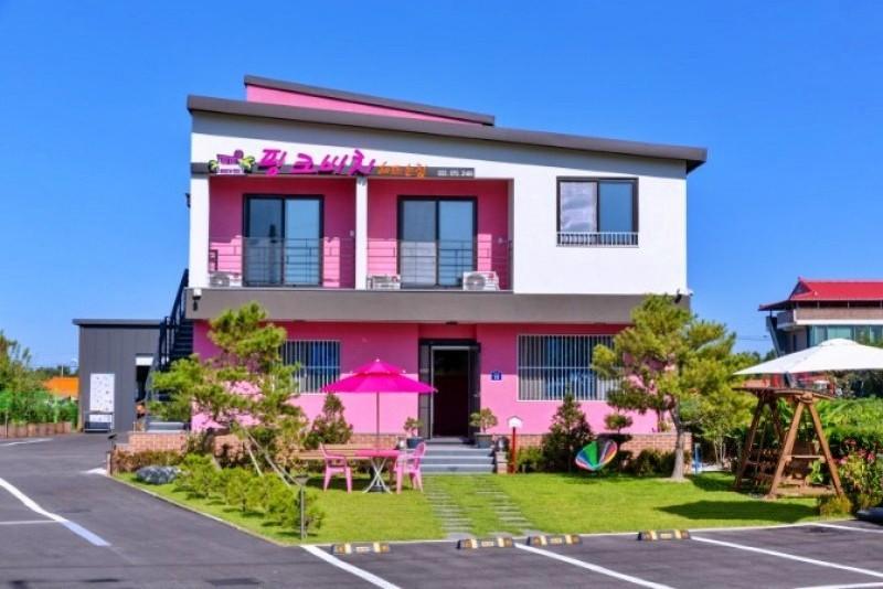 양양 핑크비치펜션 (Yangyang Pink Beach Pension)