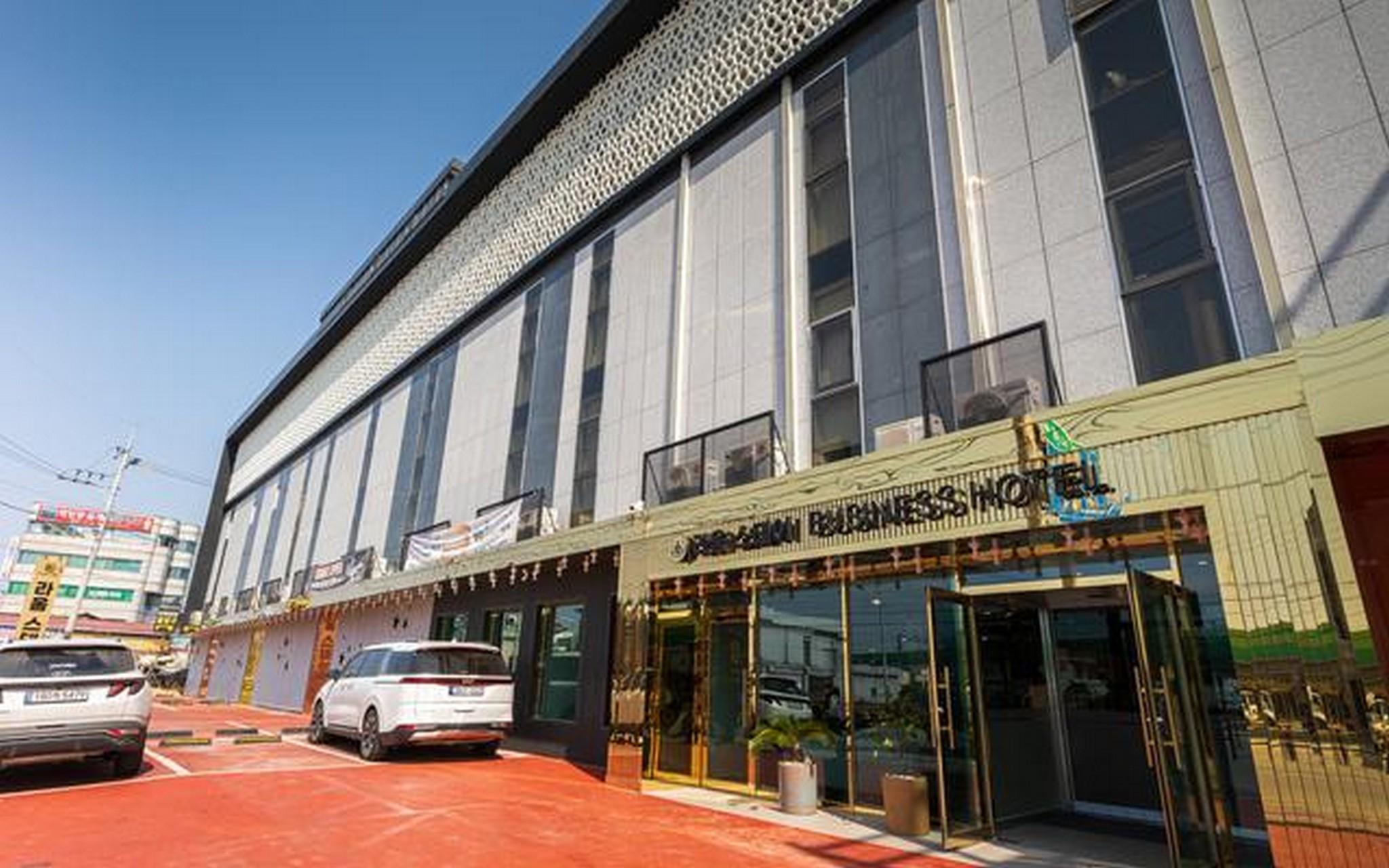 익산 비지니스호텔 라움스테이 (Iksan Business Hotel Raum Stay)