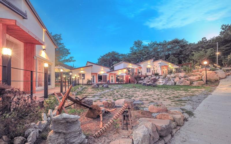 문경 가휴펜션 (Mungyeong Vacation Pension)