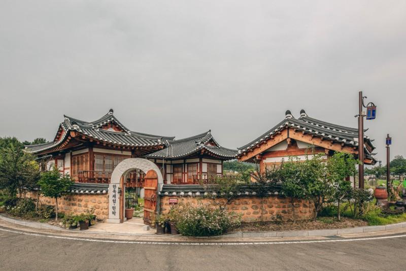 안동 만소당펜션 (Andong Mansodang Pension)