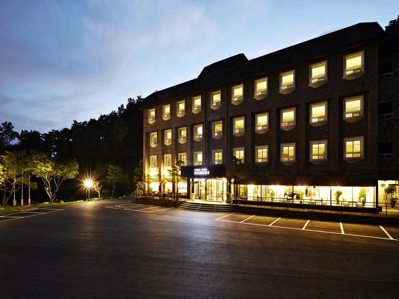 청주 나무호텔 (Cheongju Namoo Hotel)