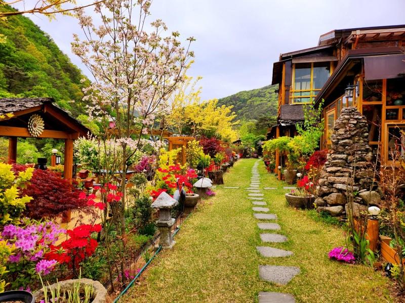 무주 흙집풍경펜션 (Muju Heukjip Punggyeong Pension)