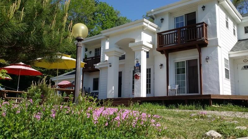 평창 봉평별빛펜션(휘닉스평창 4km 5분거리) (Pyeongchang Bongpyeong Starlight Pension (Phoenix Pyeongchang 4km 5 minutes away))