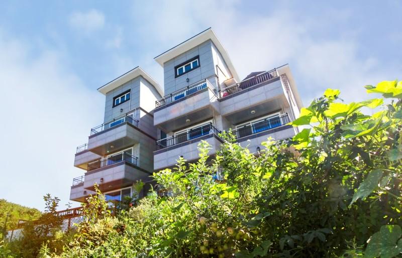 삼척 패밀리아펜션 (Samcheok Family Pension)