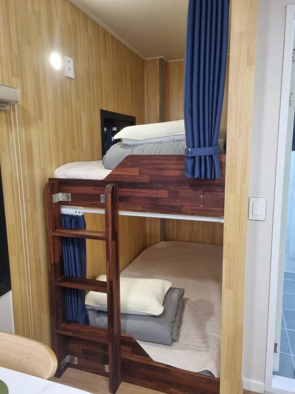 제천 청풍레이크카라반 (Jecheon Cheongpung Lake Caravan)