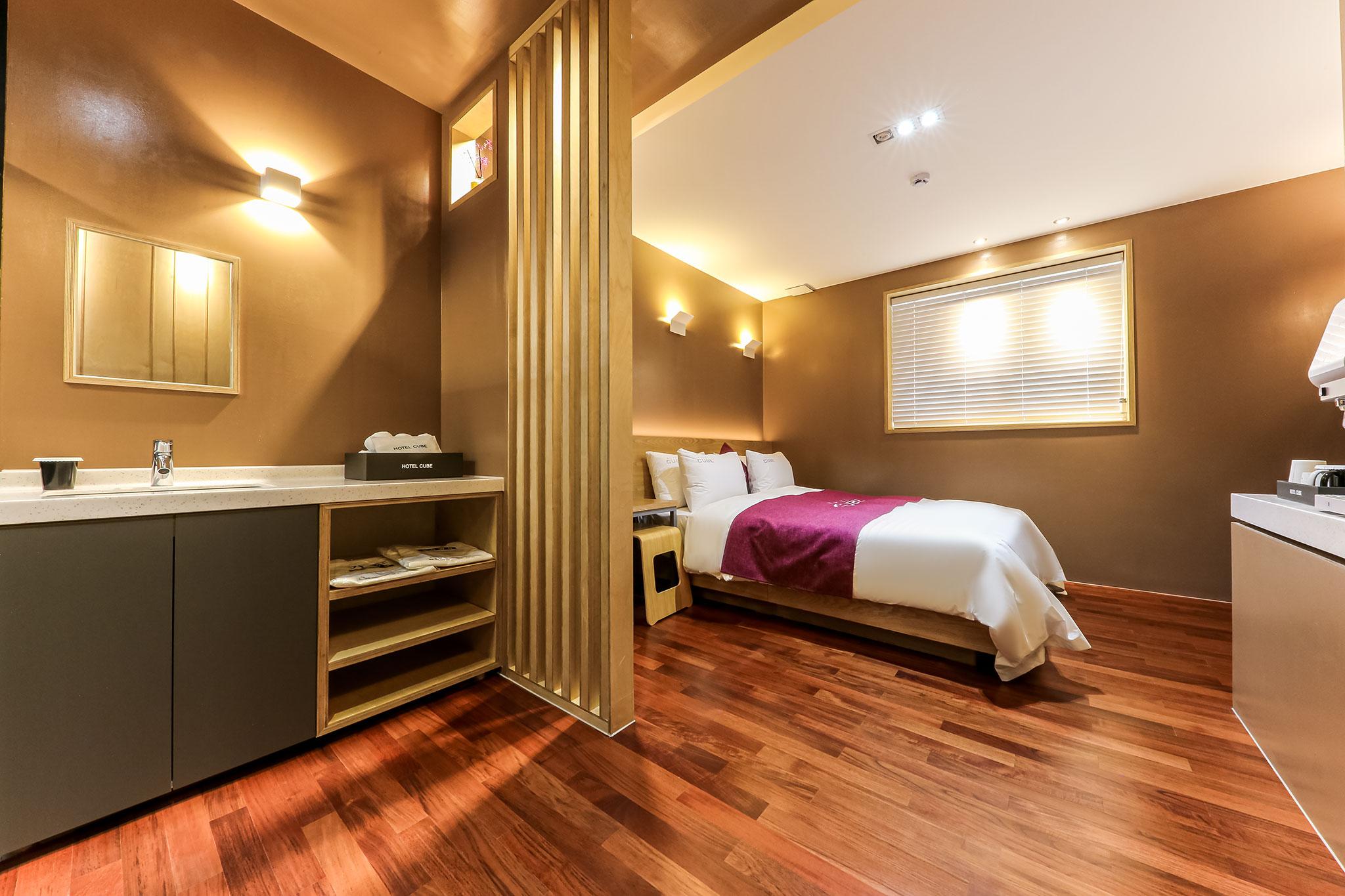 충주 큐브 (Chungju Cube)