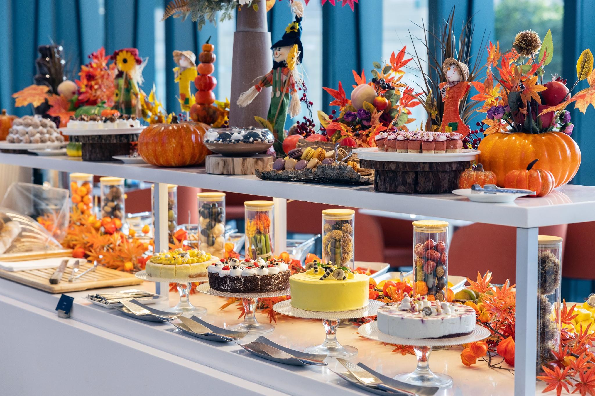 코트야드 수원 (Courtyard Suwon)