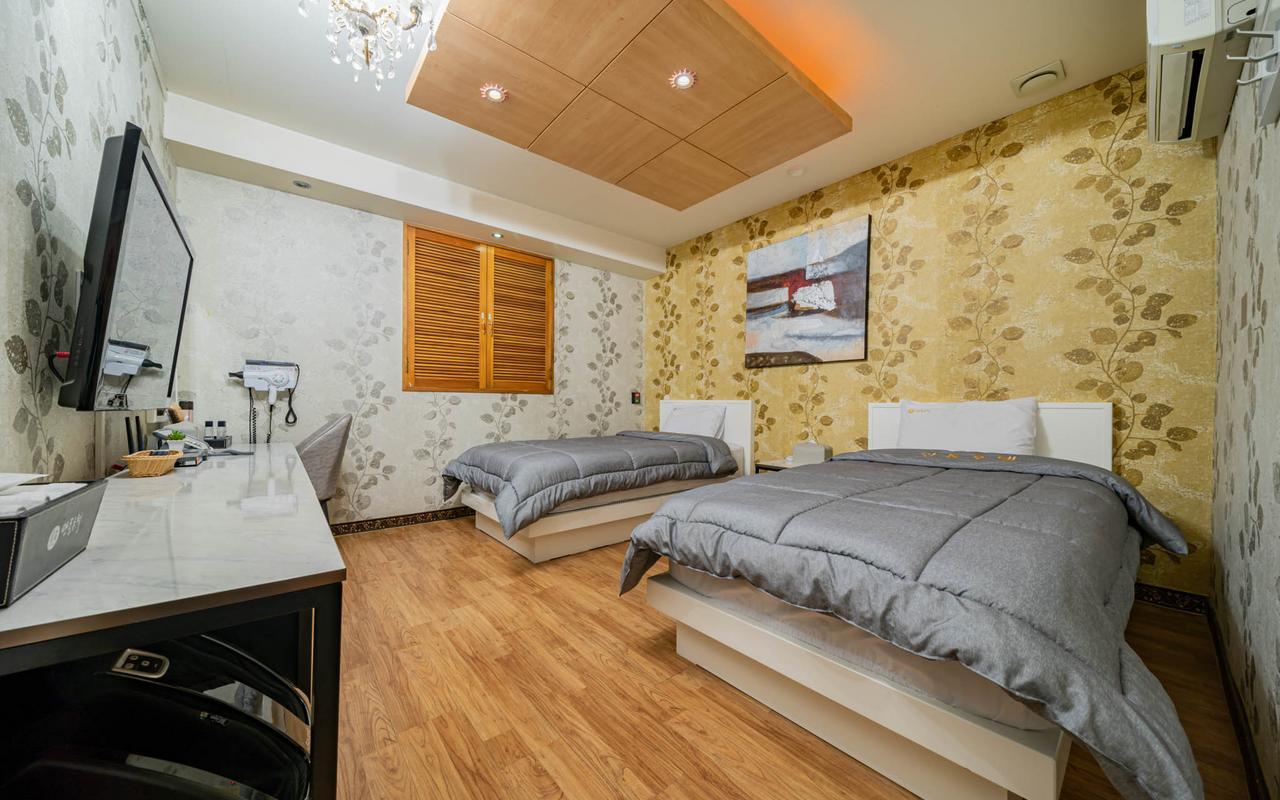 안동 호텔 (Andong Hotel)