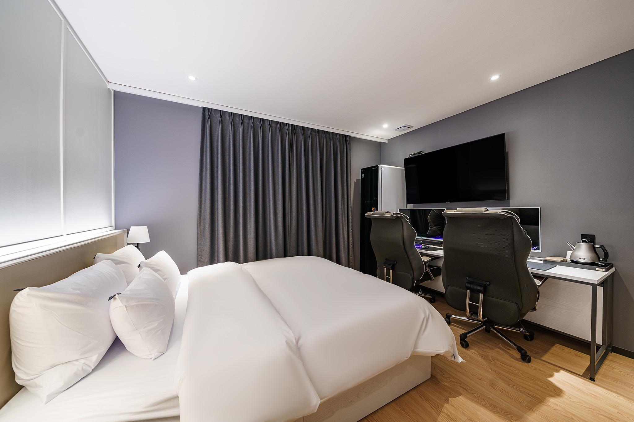 충주 YAJA 충주역점 (Chungju YAJA Chungju Station Branch)