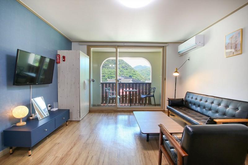 무주 풀하우스펜션 (Muju Full House Pension)