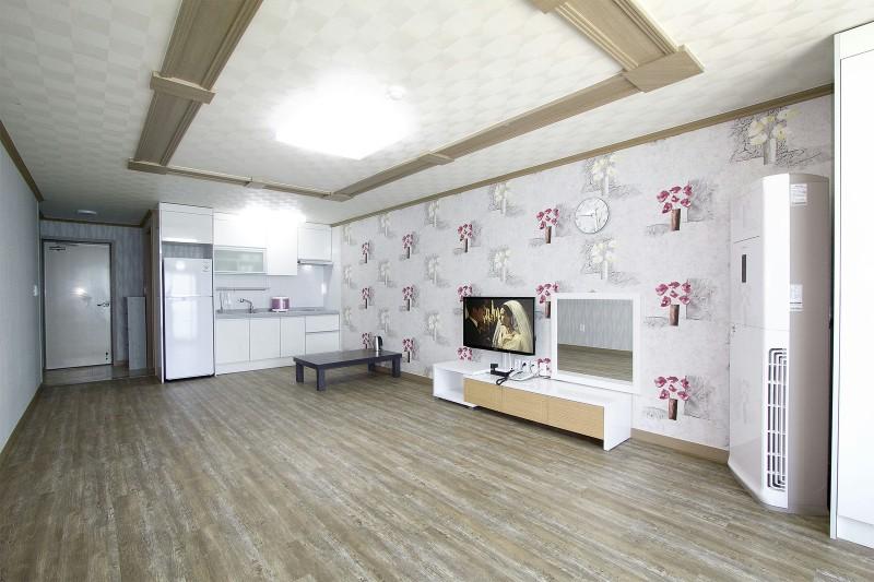 영덕 파인비치펜션 (Yeongdeok Pine Beach Pension)