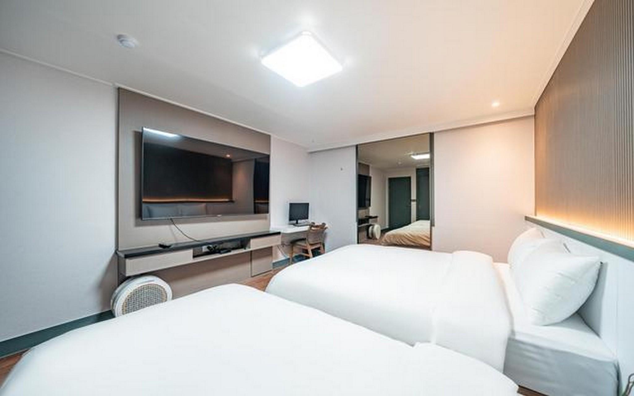 분당 야탑 이비자 호텔 (Bundang Yatap Ibiza Hotel)