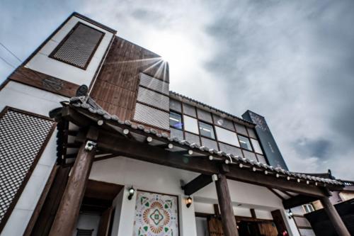 호텔어라이브 전주 시화연풍 (HotelArrive Jeonju Sihwayeonpung)