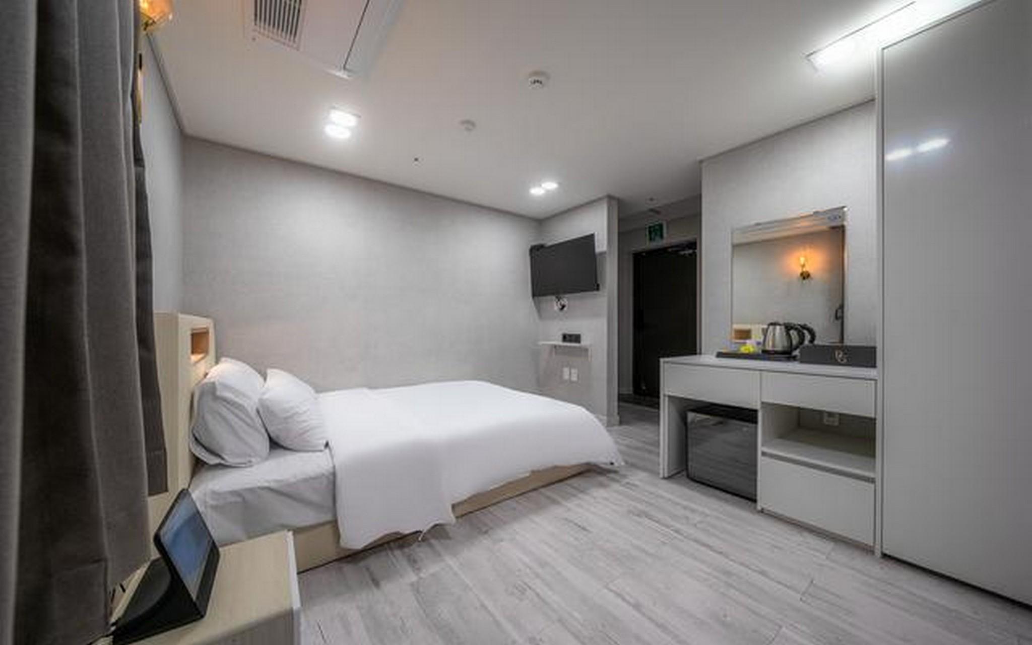 연신내 호텔 리젠 (Yeonsinnae Hotel Regen)
