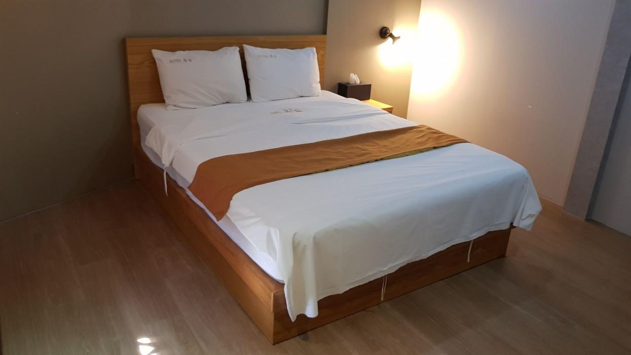Hwangsil Tourist Hotel