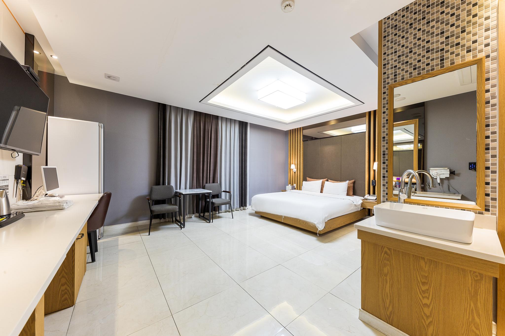 서산 헬로 호텔 (Seosan Hello Hotel)