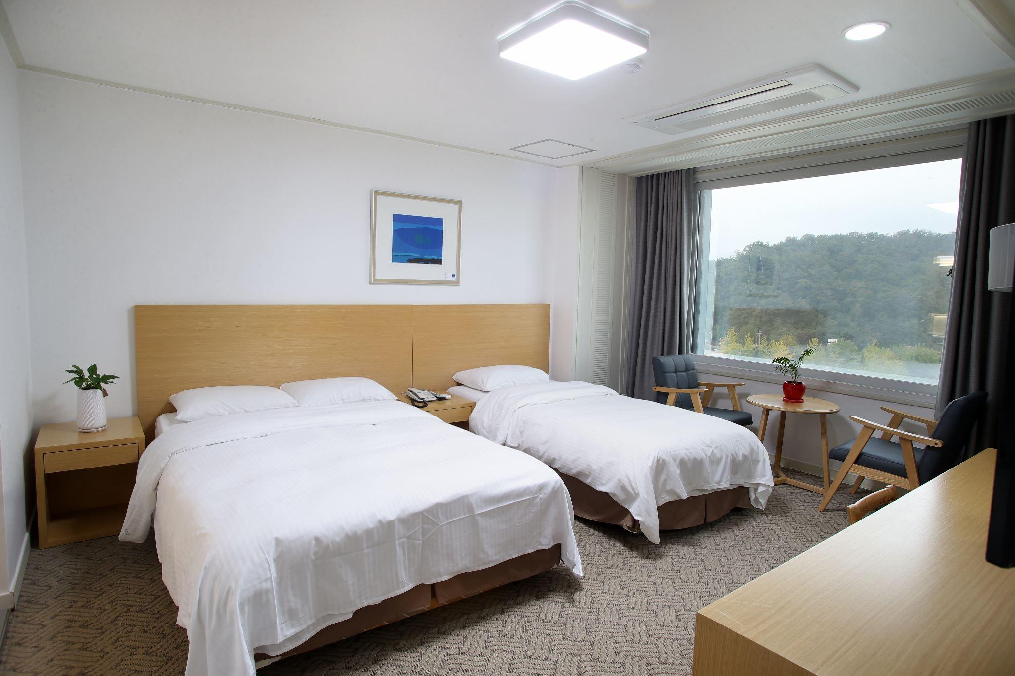 춘천 베어스 호텔 (Chuncheon Bears Hotel)