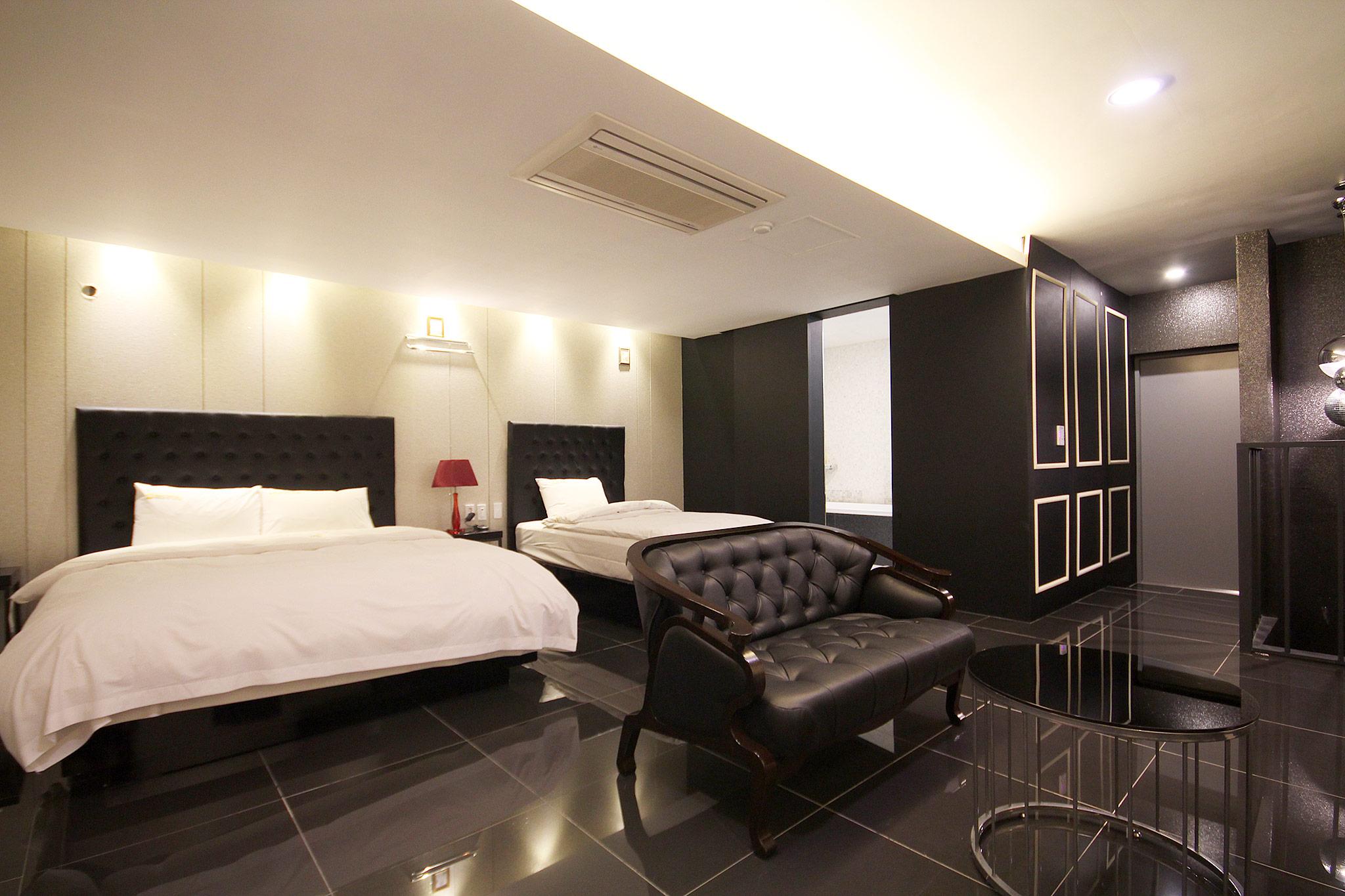 Jeongeup SOME Self check-in Motel