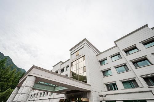 호텔 금오산 (Hotel Geumosan)