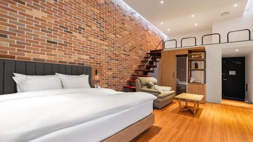 슈바이처 도르프 호텔 (Schweizer Dorf Hotel )