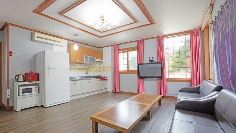 태안 향기고운2펜션 (Scent of Taean. Fine Pension 2)