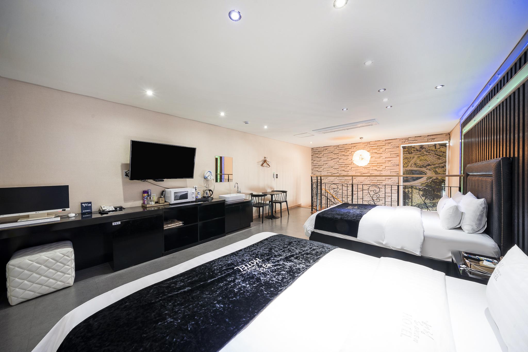 완주 힐링 (Wanju Healing)