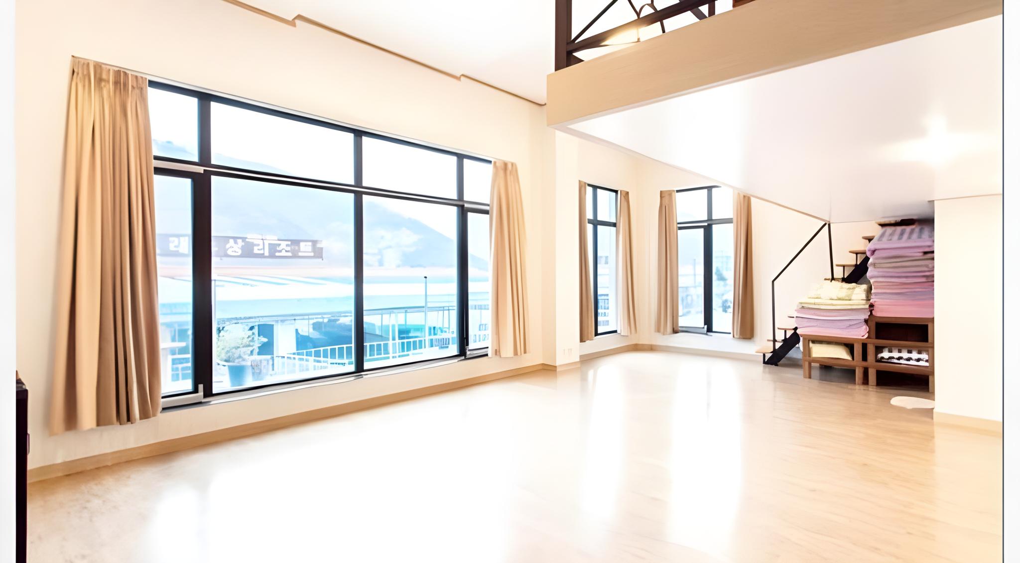 가평 돌고래 리조트 (Gapyeong Dolgorae Resort)