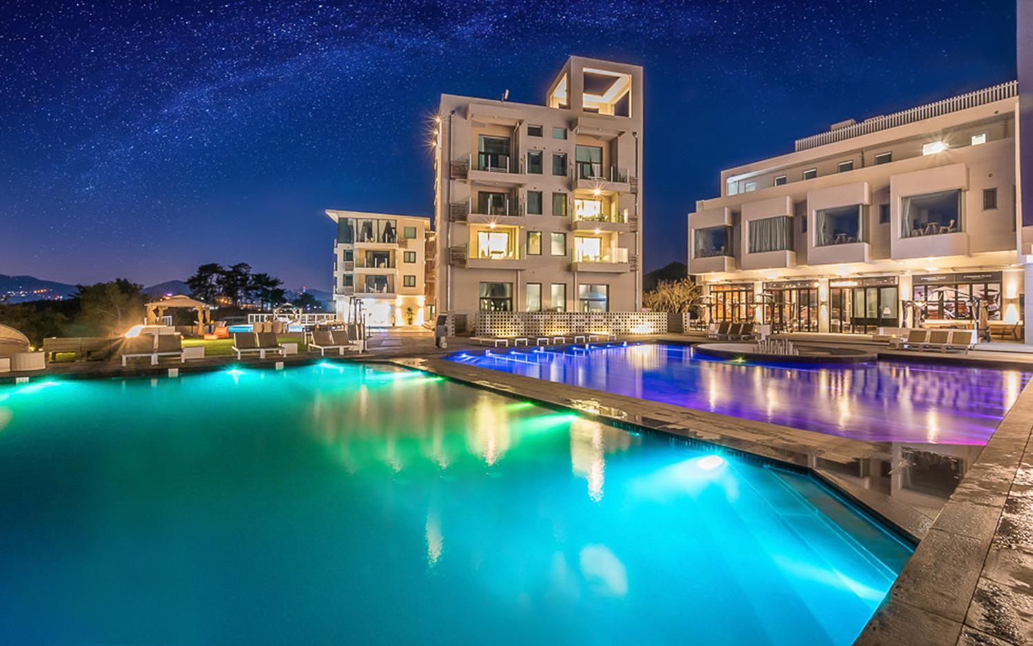 라 테라스 클럽 호텔 앤 빌라 (La Terrace Club Hotel n Villa)