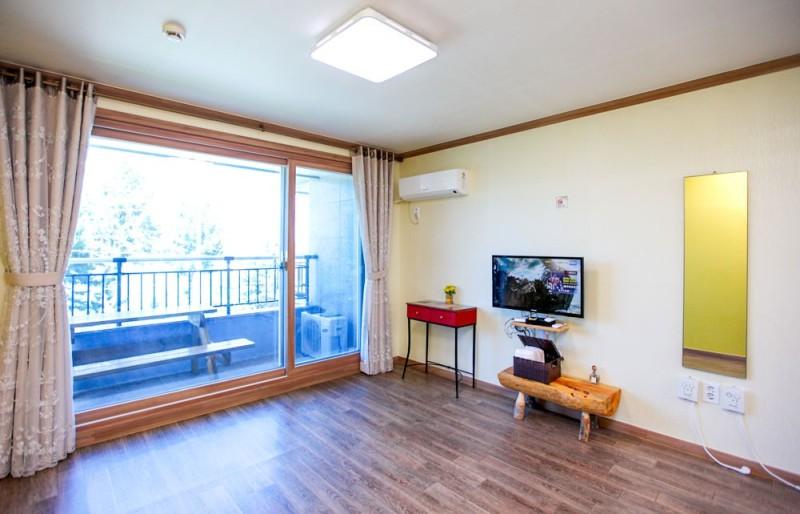 삼척 패밀리아펜션 (Samcheok Family Pension)