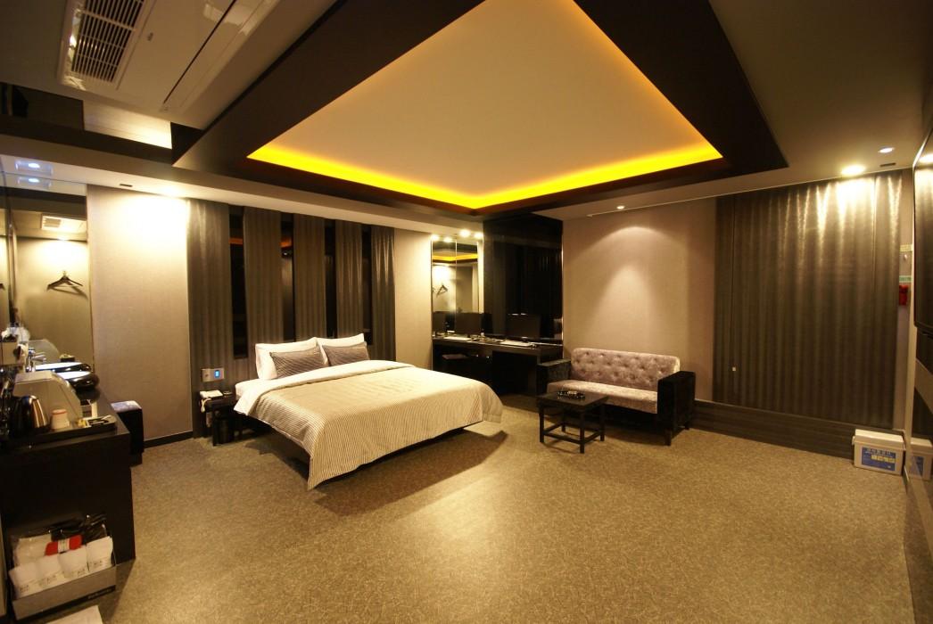 호텔 모먼트 (H. Moment Hotel Songjeong)