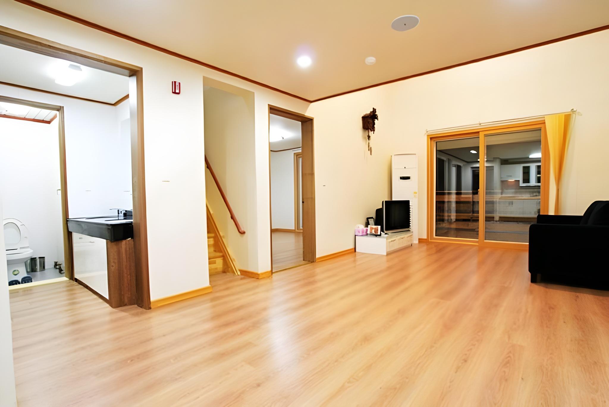 무주 오케이콘도펜션 (Muju Ok Condo Pension)