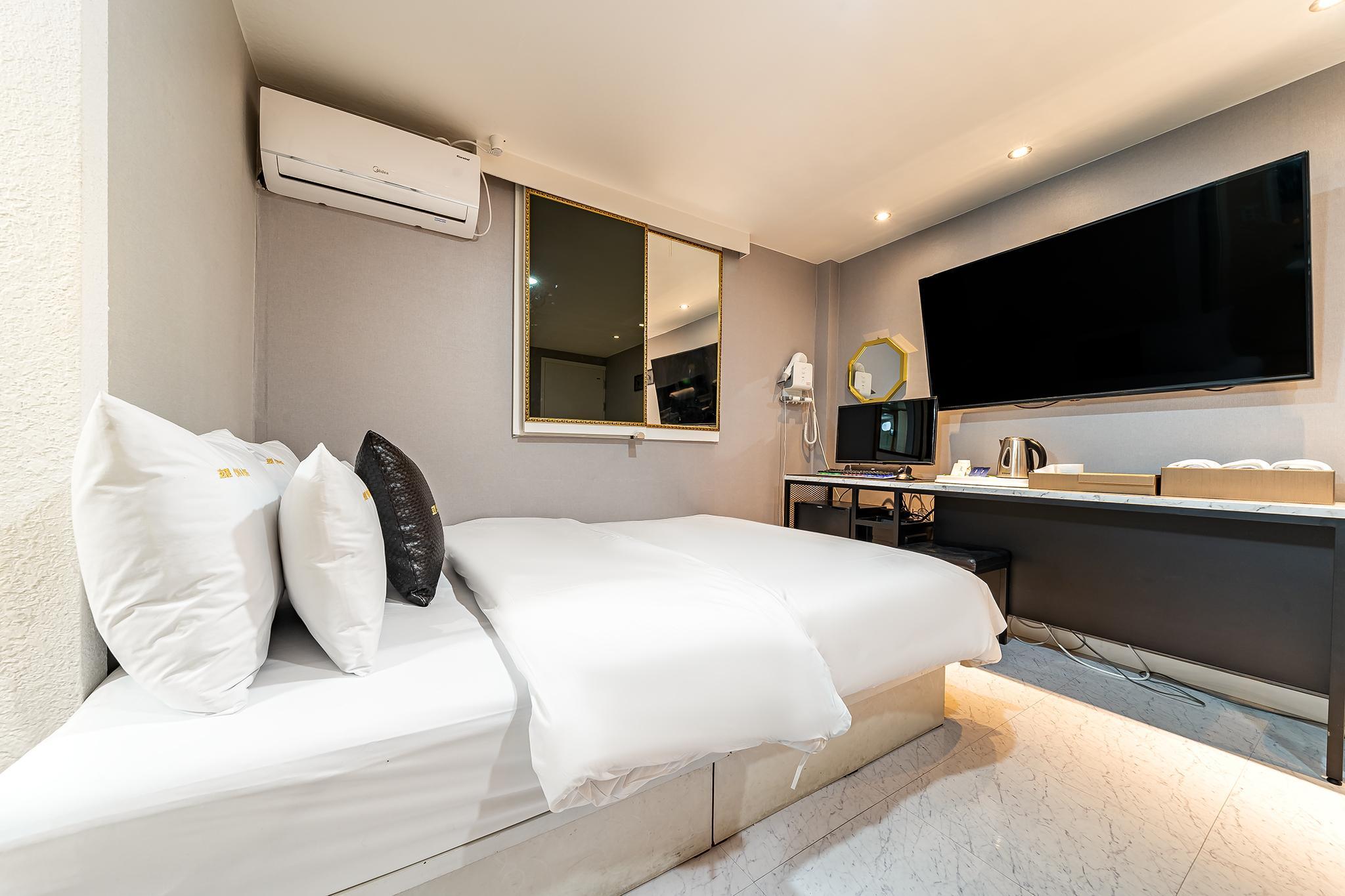 인천 (석남동) 온 앤 오프 (Incheon (Seoknam-dong) ON and OFF)