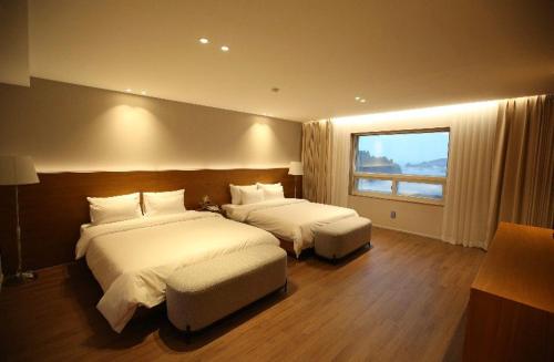 엠오르트 호텔 (Am Ort Hotel)