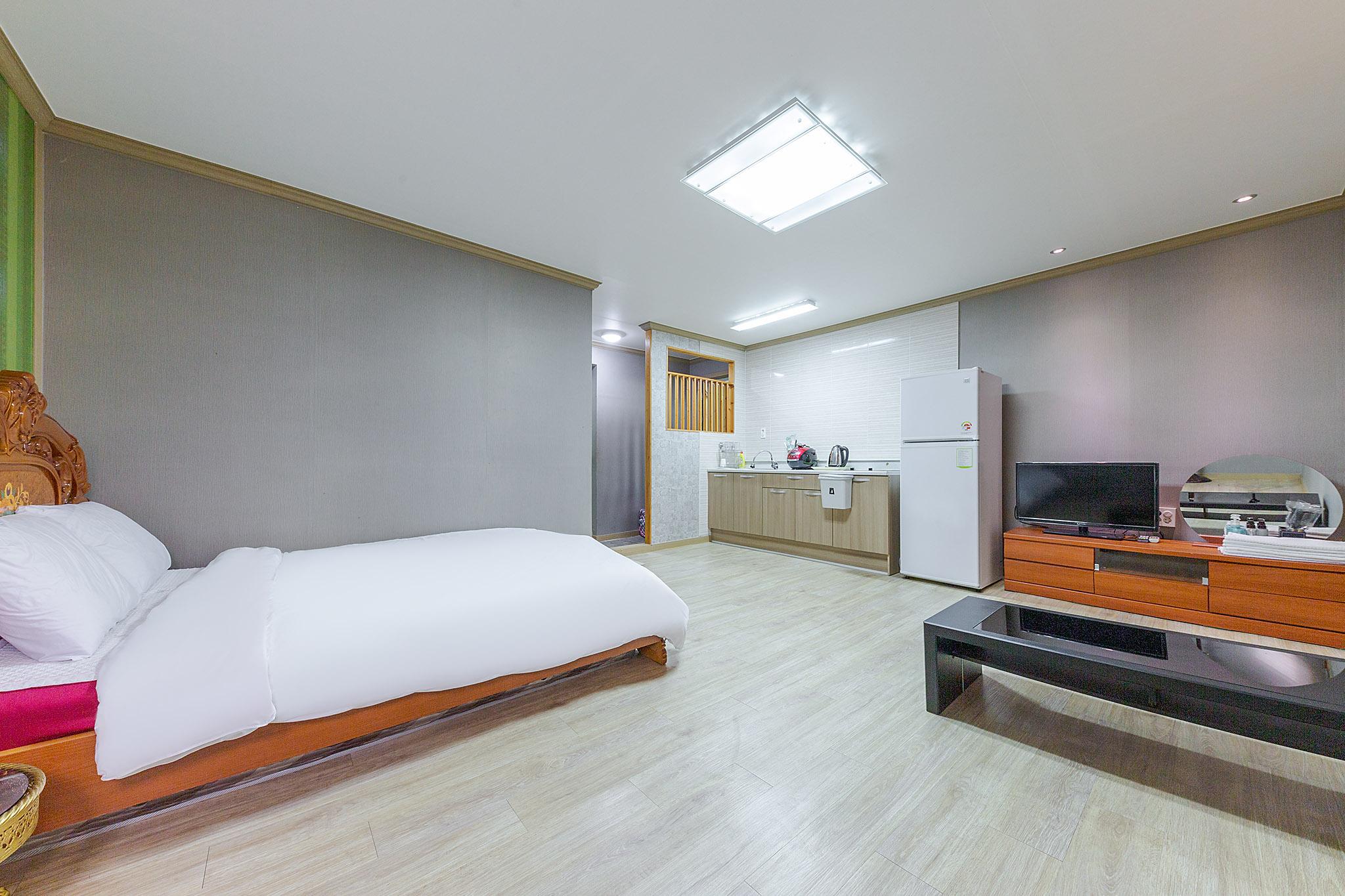 보은(속리산) 처음처럼 펜션텔 (Boeun Cheoeumcheoreom Pensiontel)