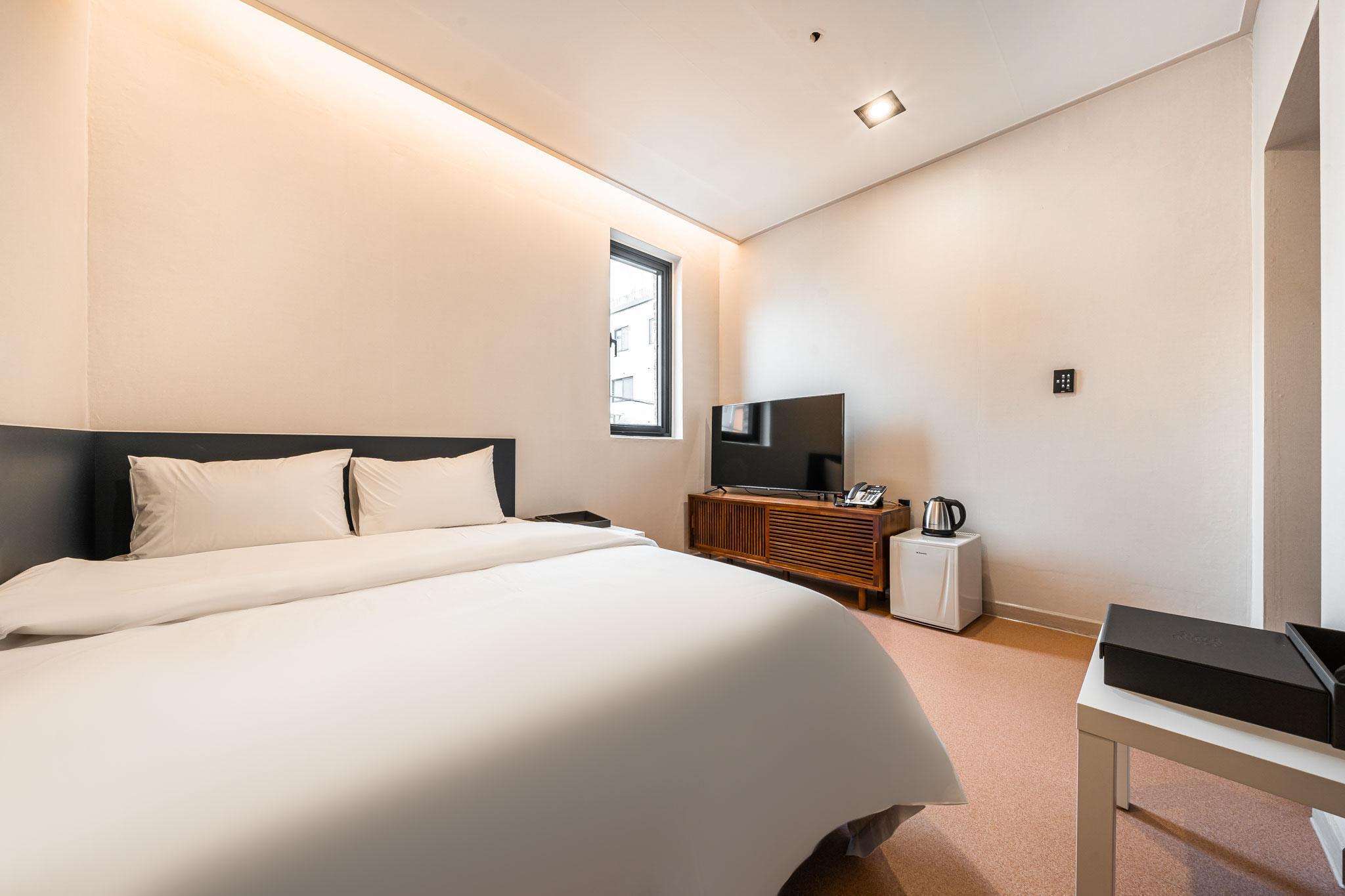 춘천 경성여관 (Chuncheon Gyeongseong Motel)