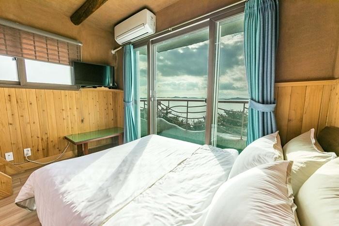 Sunset and Sea Pension